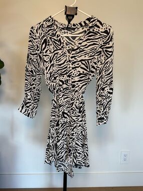 Zara Black and White Animal Print Dress Size Small